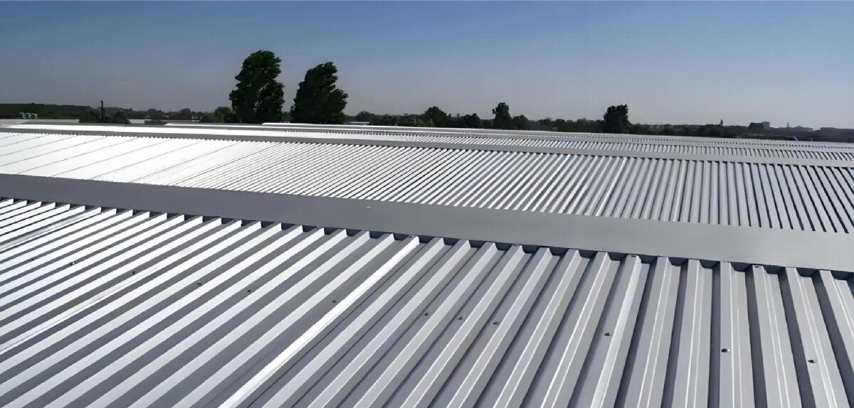 鋼結(jié)構(gòu)車間褪色、銹蝕、滲漏等修繕三種方法！(圖10)